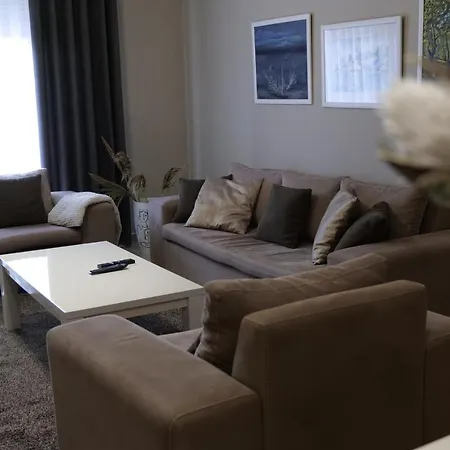 Luxury In דירה טיראנה
